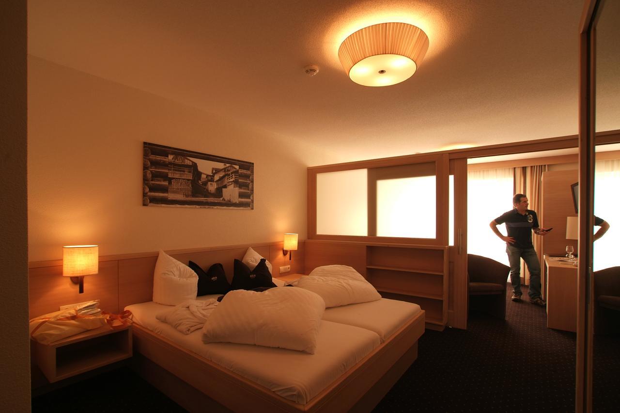 Hotel Roeck Garni 피스 외부 사진