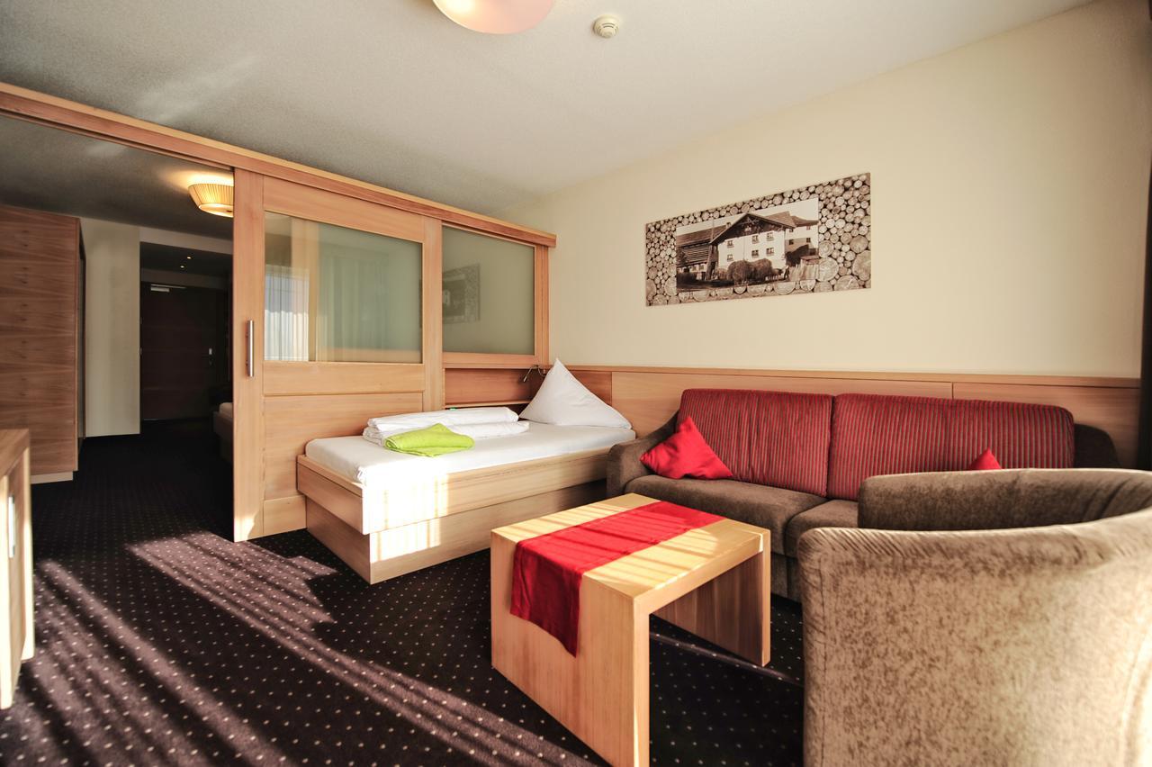 Hotel Roeck Garni 피스 외부 사진