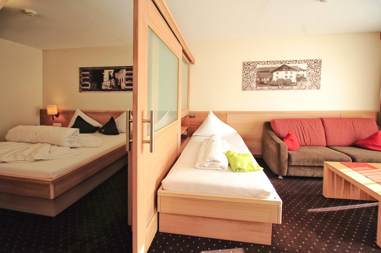 Hotel Roeck Garni 피스 외부 사진